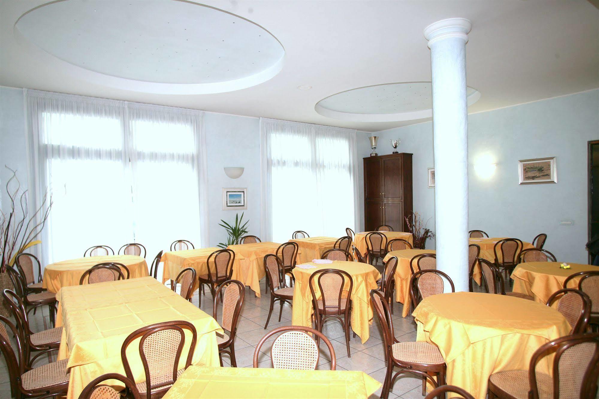 Hotel Garden Viareggio Exterior foto