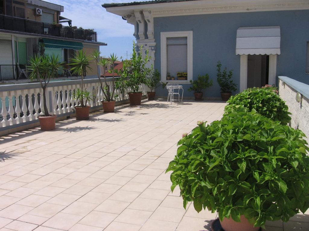 Hotel Garden Viareggio Exterior foto